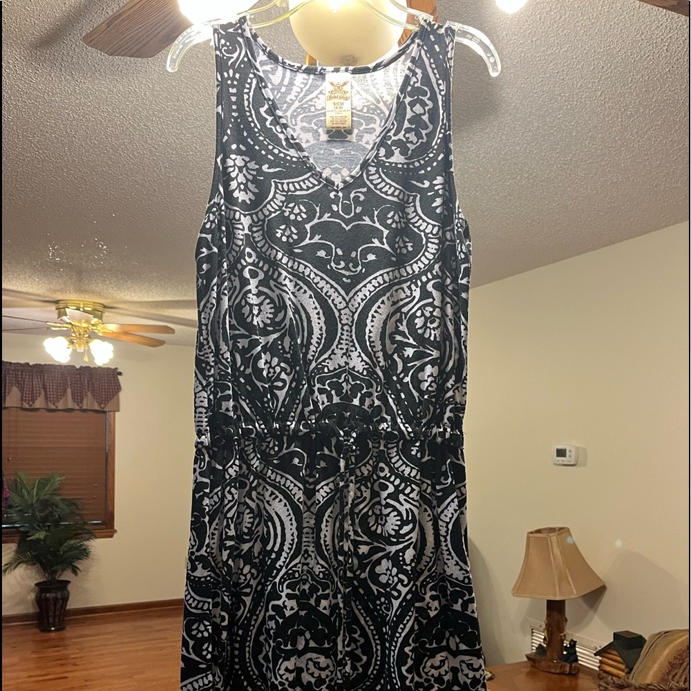 4/$25 Ladies mini dress
